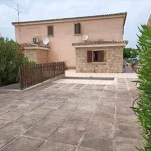 Chalet Casa A Pochi Minuti Dalla Di Vignola, Vignola Mare
